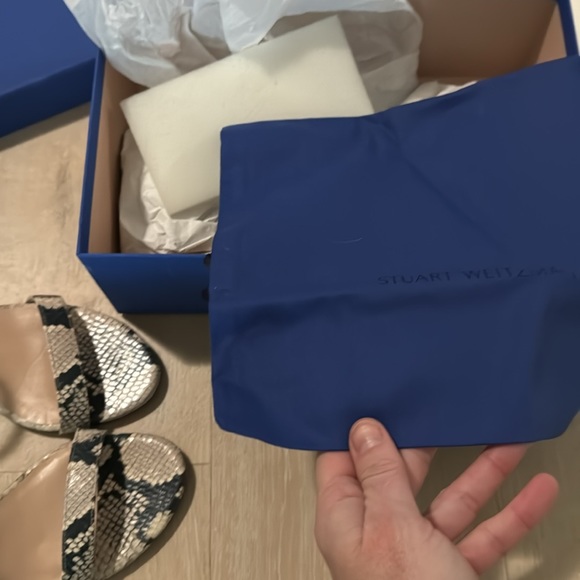 Stuart Weitzman Nude Clear heel python heels size 8 like new - Picture 6 of 7